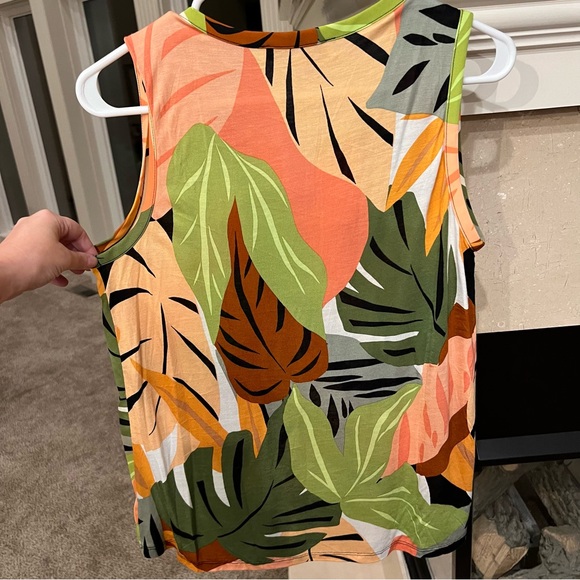 NWT LOFT Petite M Palm Split Neck Mixed Media Shell - Picture 3 of 6